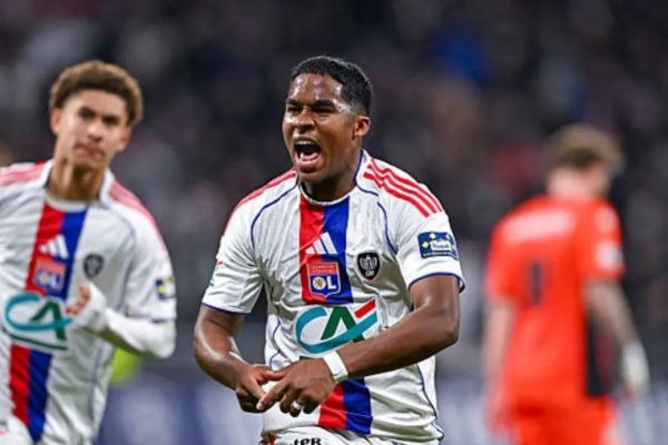  اندریک به مقایسه شدن با بنزما واکنش نشان داد