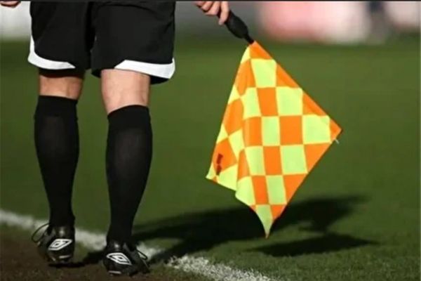  معرفی داوران پنج مسابقه لیگ برتر  ناظمی بازی پرسپولیس را سوت می‌زند