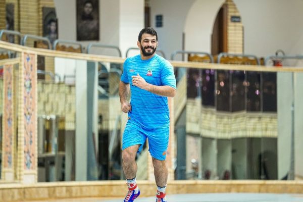 واکنش اتحادیه جهانی کشتی به شکست یزدانی؛ حسن زمین خورد