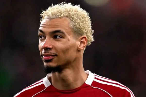  تفاوت لیگ انگلیس با دیگر لیگ‌های دنیا از نگاه ستاره لیورپول