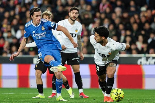  برد رئال مادرید در خانه والنسیا و ادامه تعقیب بارسلونا