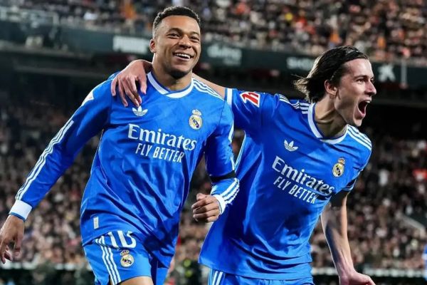  ادعای مدافع رئال مادرید  امباپه یک هیولاست