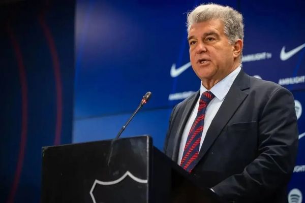  لاپورتا  بارسلونا را به مسیر پیشرفت بازگرداندم