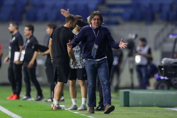  ششمین باخت فصل آبی‌ها با تنها دو شوت در چارچوب؛ بدشانس مثل ساپینتو