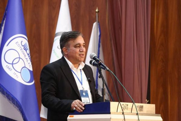  سفر مدیر خبرساز استقلال به دبی