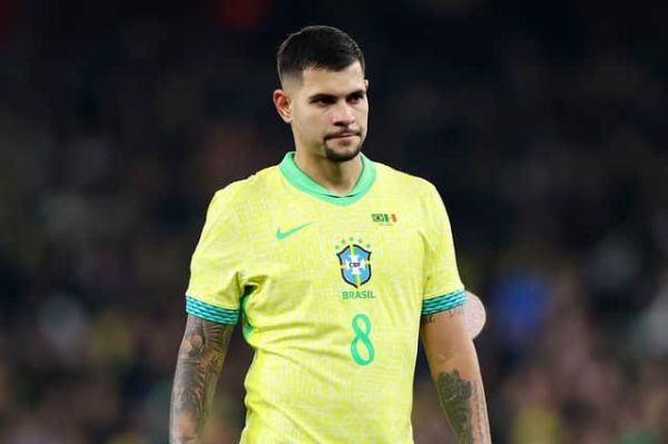  ستاره تیم ملی برزیل ۲ تا ۲ ۵ ماه دور از میادین