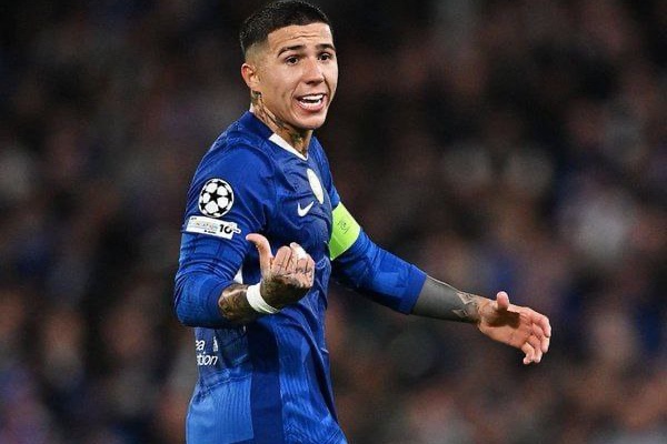 انزو فرناندز با آزادی عمل روزنیور، بهترین نسخه خودم را میبینم