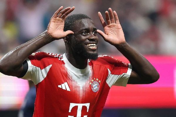 اعلان جنگ رئیس بایرن مونیخ علیه مدیر برنامههای زیاده خواه