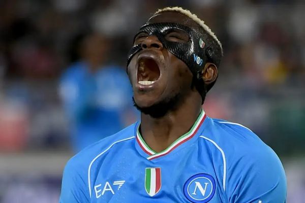 ستاره نیجریهای ناپولی با من مثل یک سگ رفتار کرد