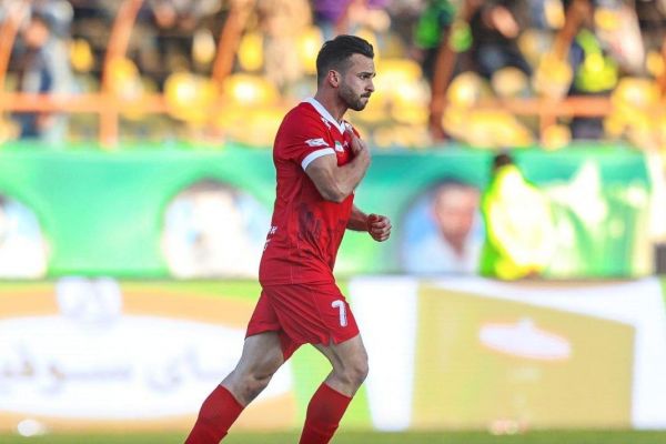 پشت پرده دیالوگ عجیب مهاجم پرسپولیس؛ رفیعی و علیپور بهدنبال پول بیشتر