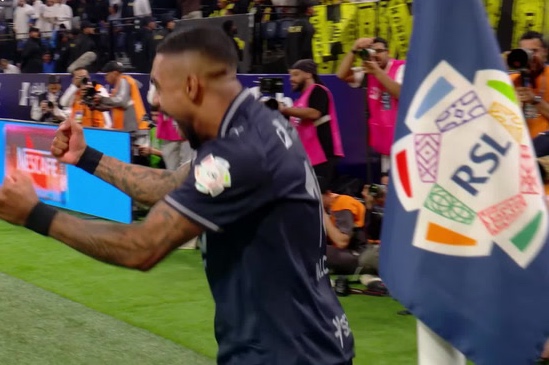 الهلال از پس الاتحاد ۱۰ نفره بر نیامد؛ صدر جدول تقدیم به النصر