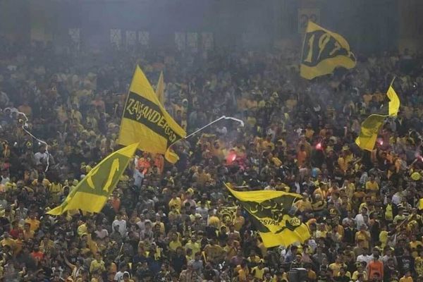 بازگشت هواداران به نقشجهان پس از چند هفته انتظار