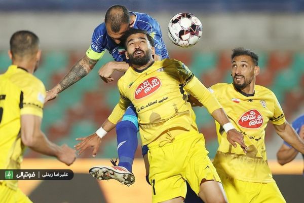  گزارش تصویری  دیدار تیمهای استقلال و فجر سپاسی  بخش دوم