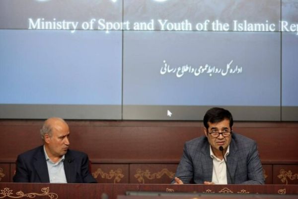 اظهارنظر واقعبینانه وزیر ورزش: شرایط برای برگزاری ادامه لیگ وجود ندارد