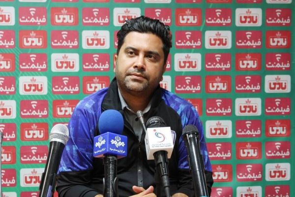 اخباری: شاید تعداد بازیکنان ما مقابل گلگهر به حد نصاب نرسد