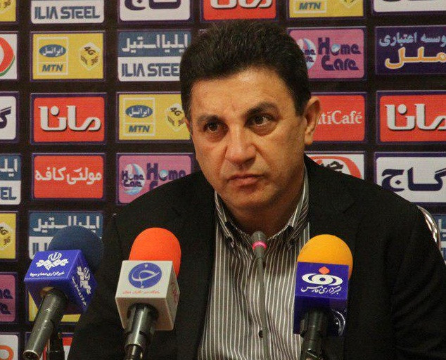 چراغ سبز قلعهنویی به باشگاه فولاد