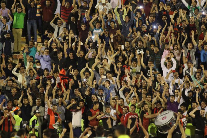 ورزشگاه دیدار سیاهجامگان - ذوبآهن مشخص نیست!