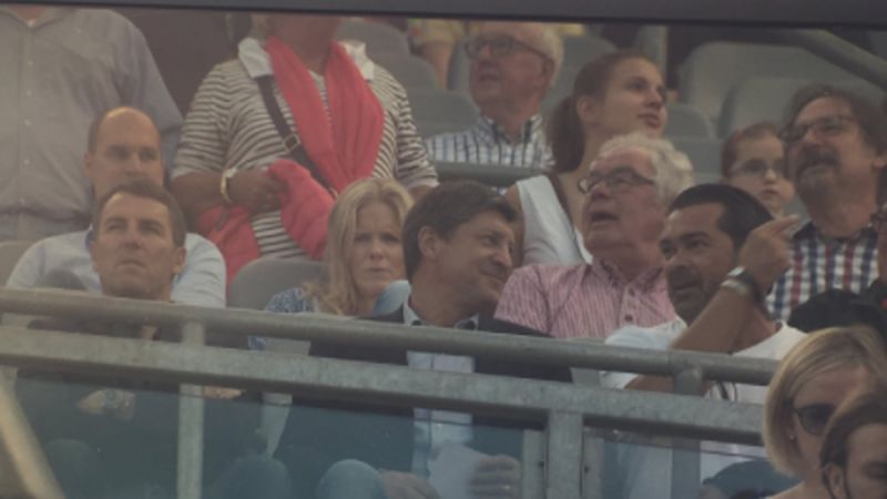 سفر مشکوک مدیر بارسلونا به لورکوزن (عکس)