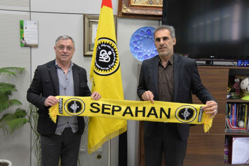 تناقض در صحبتهای کرانچار و مدیران سپاهان