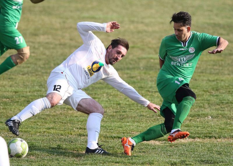 بازگشت ستارههای فوتبال به مستطیل سبز (عکس)