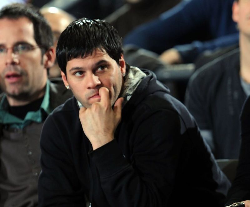 برادر مسی بازداشت خانگی شد