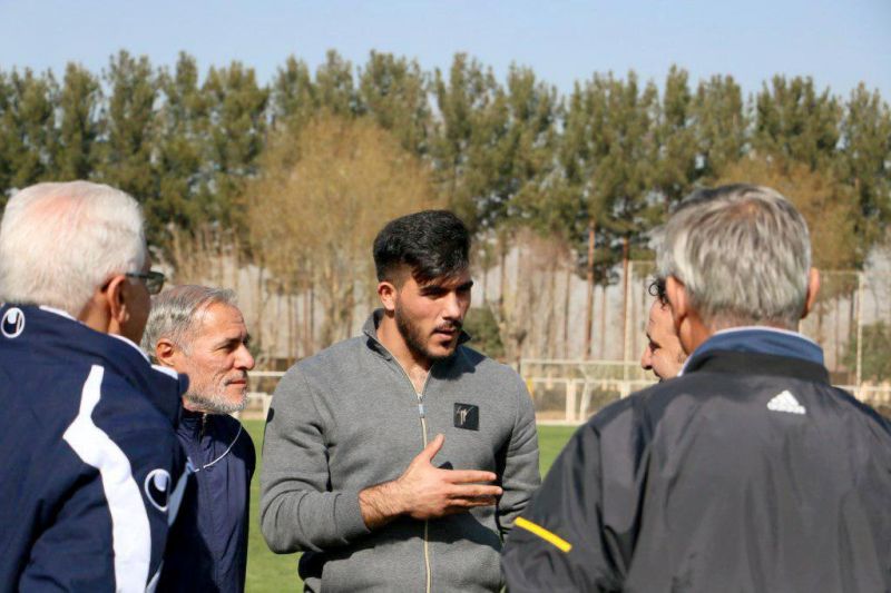 عالمه: وقتکشی میکردم تا فشار ایران کمتر شود