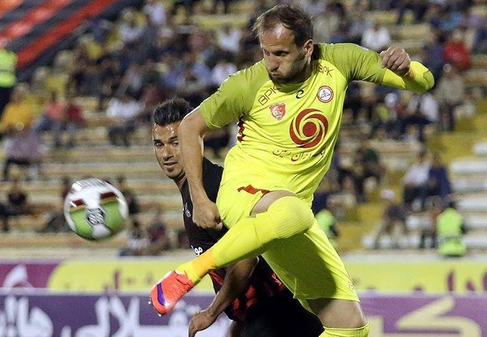 محسن بنگر: میخواهم از نفت جدا شوم