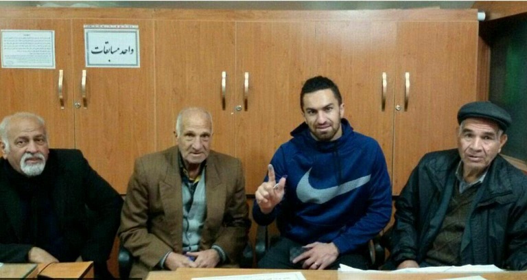 ثبت قرارداد شفیعی در هیئت فوتبال (عکس)
