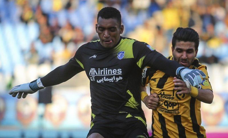 ساسان انصاری به دنبال کفش نقره ای