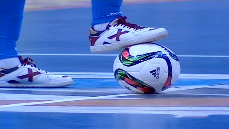 تیم فوتسال سنایچ ساوه قهرمان لیگ دسته اول شد