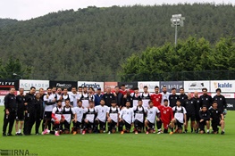 نامه ۳۰ نماینده مجلس به وزیر ورزش برای تغییر لیست کارلوس کیروش!