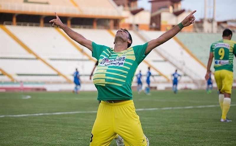 یوسفی: گلی که به استقلال خوزستان زدم خیلی به من چسبید/ استقلال باید از تجربیات گذشتهاش استفاده کند