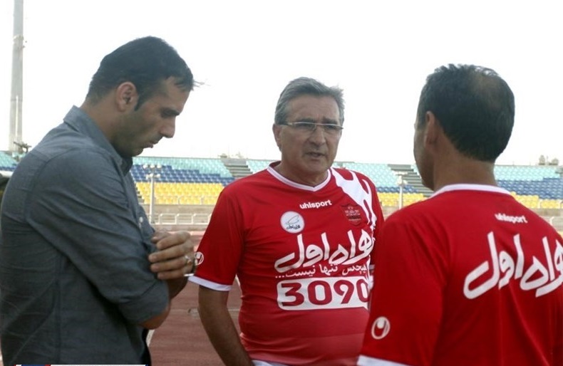 هم برانکو شاکی است، هم سیدجلال/ ستاره پرسپولیسی چرا باید تا ۳ صبح در اینستاگرام باشد؟!