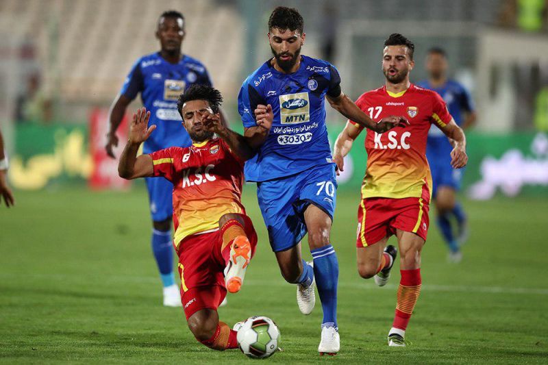 جروبحث ٢بازيكن فولاد و درگيري اسماعيلي با مراديان/اعتراض ناظر به ذخيره هاي استقلال