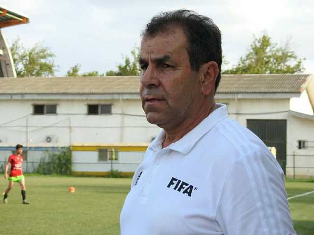 فریدون اصفهانیان: داوریها در جام حذفی فوتبال مشکل نداشت/ نفرات جدیدی در دوره فوتور ۳ داوری شرکت میکنند