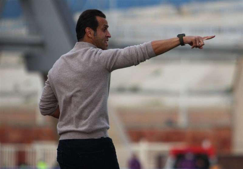 اظهار بیاطلاعی وکیل علی کریمی از محکومیت سرمربی سپیدرود