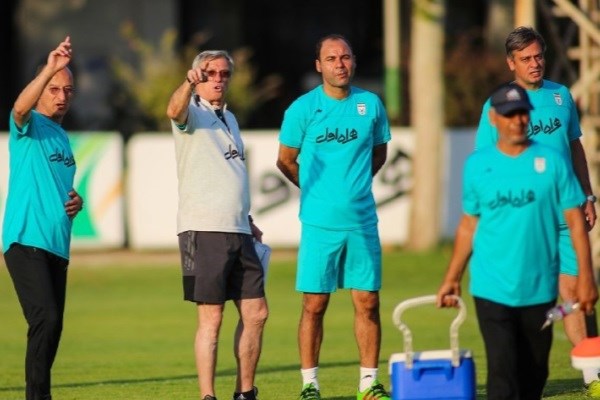 شاگردان کرانچار یکشنبه به عمان میروند