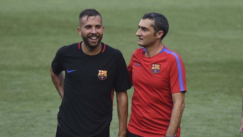 مدیرعامل بارسلونا: می خواهیم قرارداد آلبا و والورده را تمدید کنیم