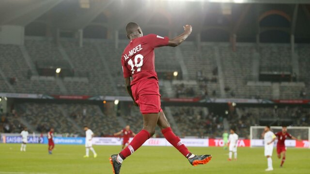 برتری قطر برابر ژاپن در نیمه نخست فینال جام ملتها