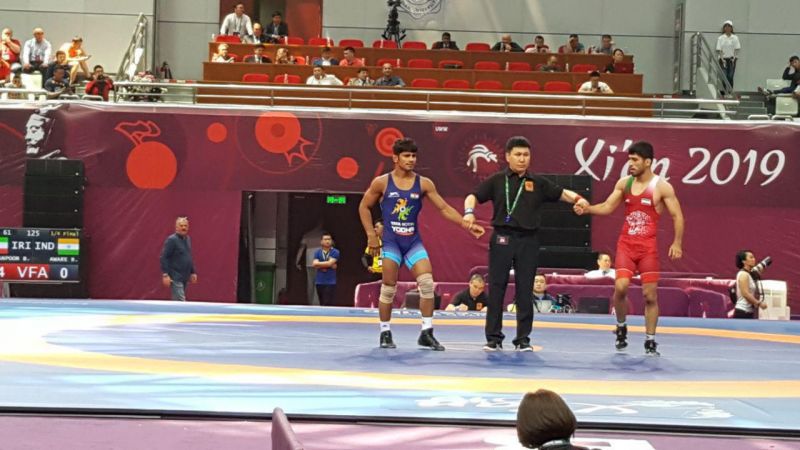 احسانپور قهرمان کشتی آزاد آسیا شد/ اولین مدال "نخودی" ۱۸ ساله در رده بزرگسالان