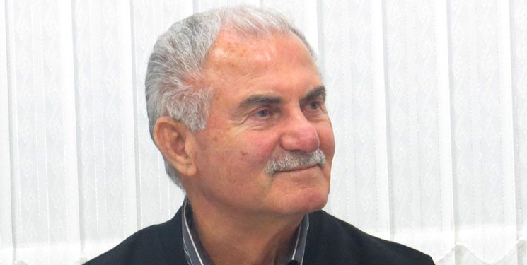 صالحنیا: برخی در ملوان ایجاد مشکل میکنند/نیروی دریایی برگردد آستینها را بالا میزنم