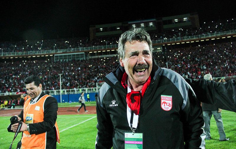 تونی: به تراکتوریها گفتم دنبال مربی دیگری باشند