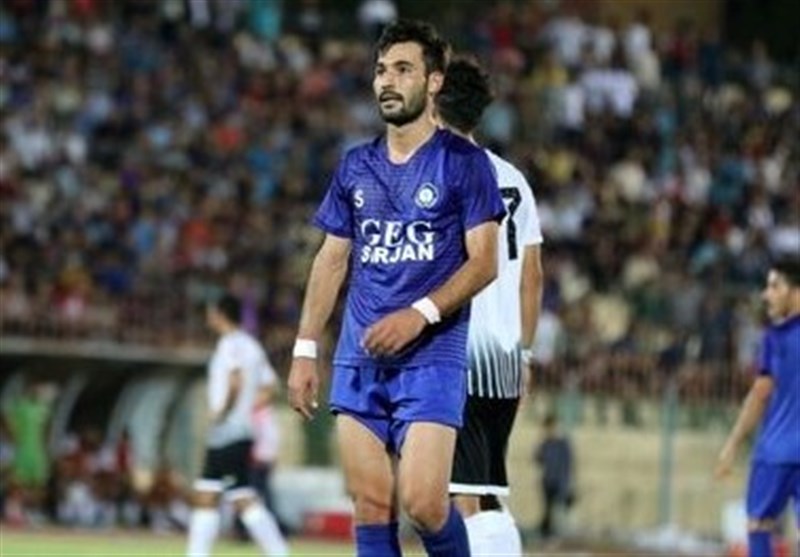 رنجبری: گلگهر هنوز به شرایط ایدهآل نرسیده است/ بادران به لیگ برتر صعود میکند