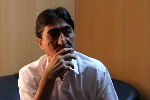 ناگفتههای ناصر محمدخانی: اگر می خواستم از این و آن شکایت کنم باید ۷-۸ وکیل میگرفتم