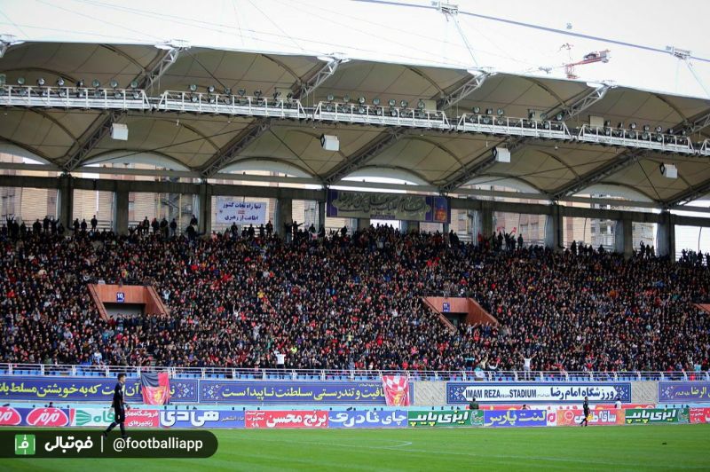 حاشیه دیدار شهرخودرو و سپاهان/ درگیری قلعهنویی با کمک داور و شعار مافیا، مافیا در مشهد