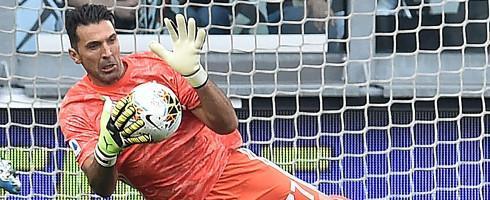 بوفون فردا به رکورد مالدینی میرسد