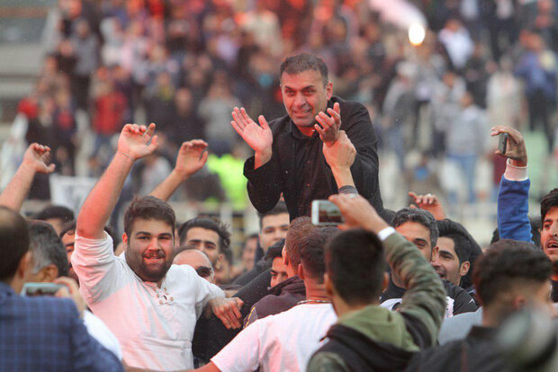 عبدالله ویسی: اتفاقات لیگ یک زننده و چندشآور است/ دوست دارم در شاهین بمانم