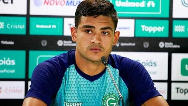 جونیور براندائو با چه قراردادی پرسپولیسی میشود؟