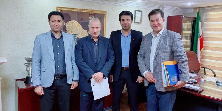 قرارداد حامی مالی البسه تیمهای ملی فدراسیون فوتبال امضا شد