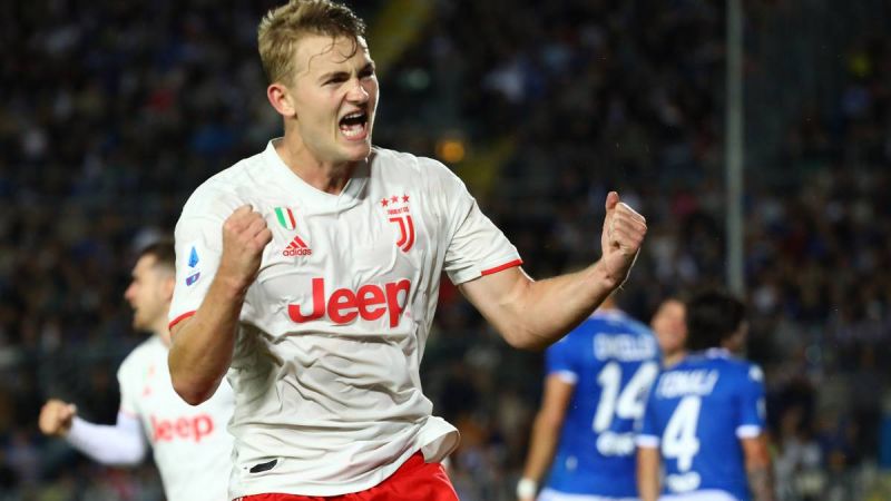 رایولا: بارسایی ها با دلیخت مثل یک تکه پنیر رفتار کردند